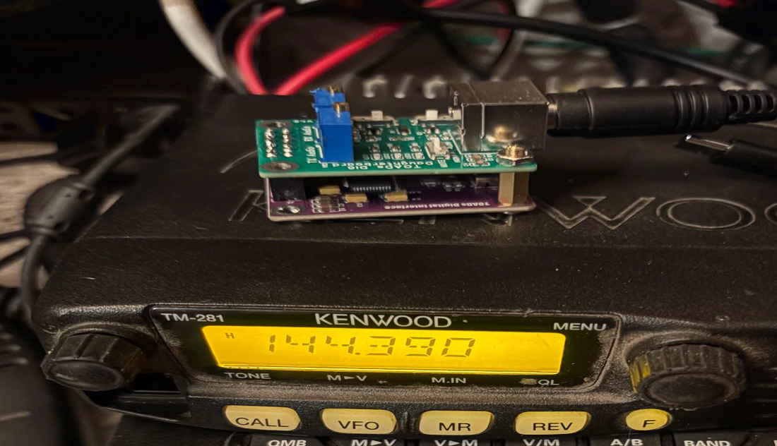 Kenwood TM-281 2 Meter APRS Digipeater